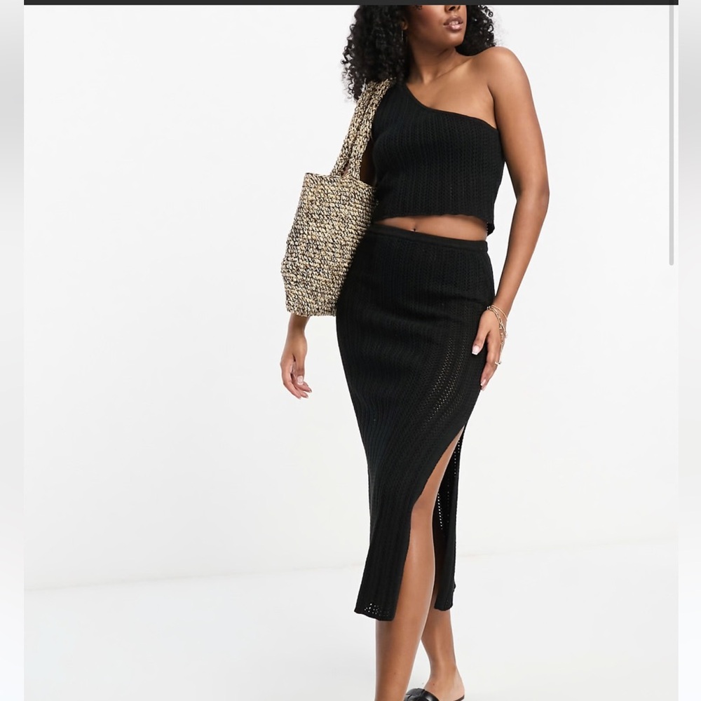 Lulu's Black Knit One-Shoulder Midi Skirt